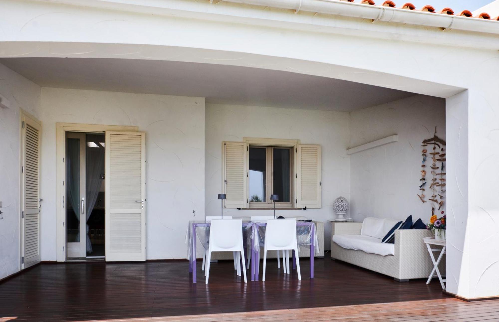 Villa Giovanna วิลลานอวา ดิ ออสตูนี ภายนอก รูปภาพ