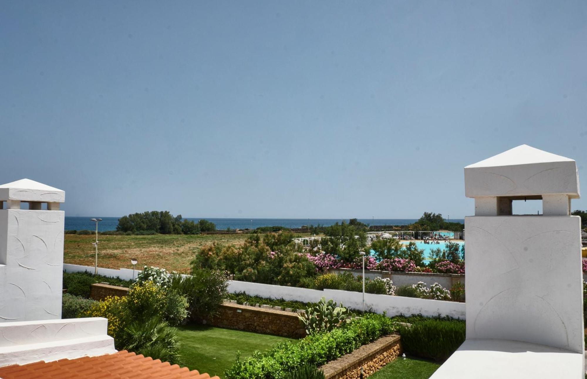 Villa Giovanna วิลลานอวา ดิ ออสตูนี ภายนอก รูปภาพ